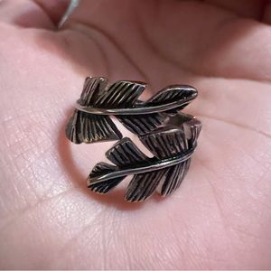 ZALES Feather Ring